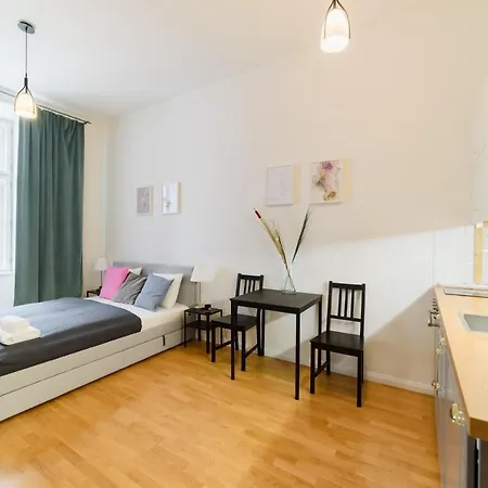公寓 Cosy Studio Steps From Main Station And Museum *