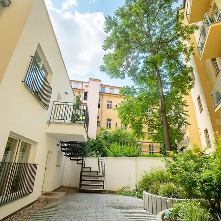 Cosy Studio Steps From Main Station And Museum Apartamento *