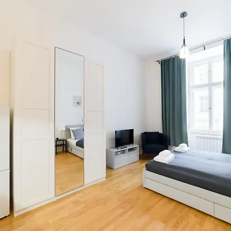 Appartement Cosy Studio Steps From Main Station And Museum
